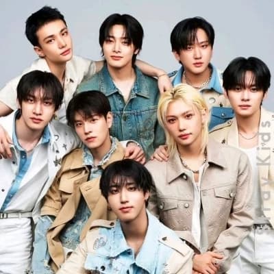 Stray kids thumbnail