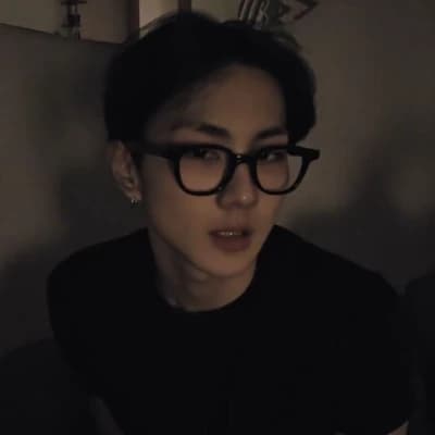 Jungwon (Your Cat)  thumbnail