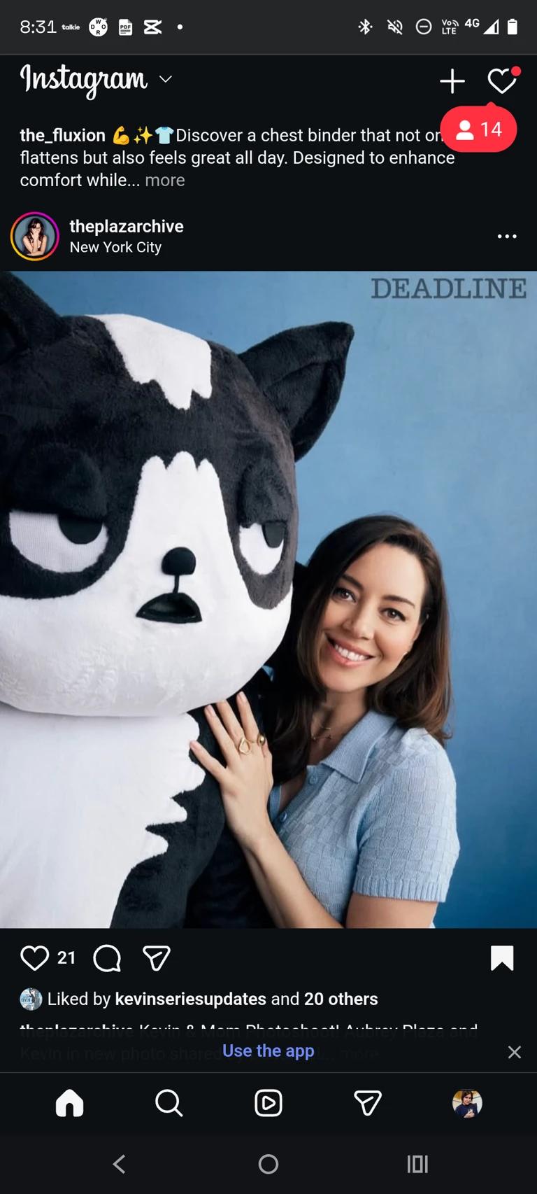 aubrey plaza  thumbnail