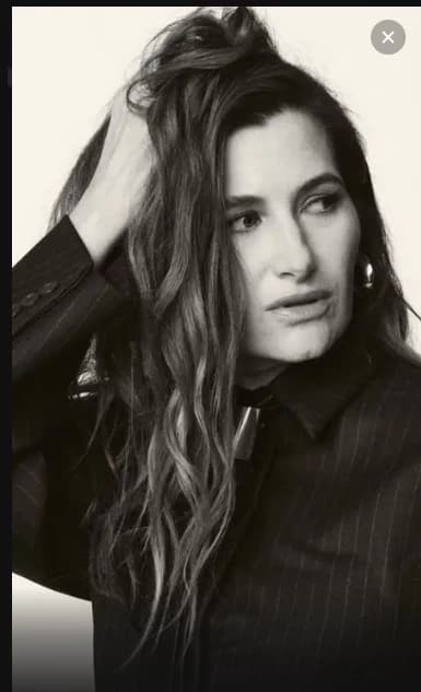 Kathryn hahn thumbnail