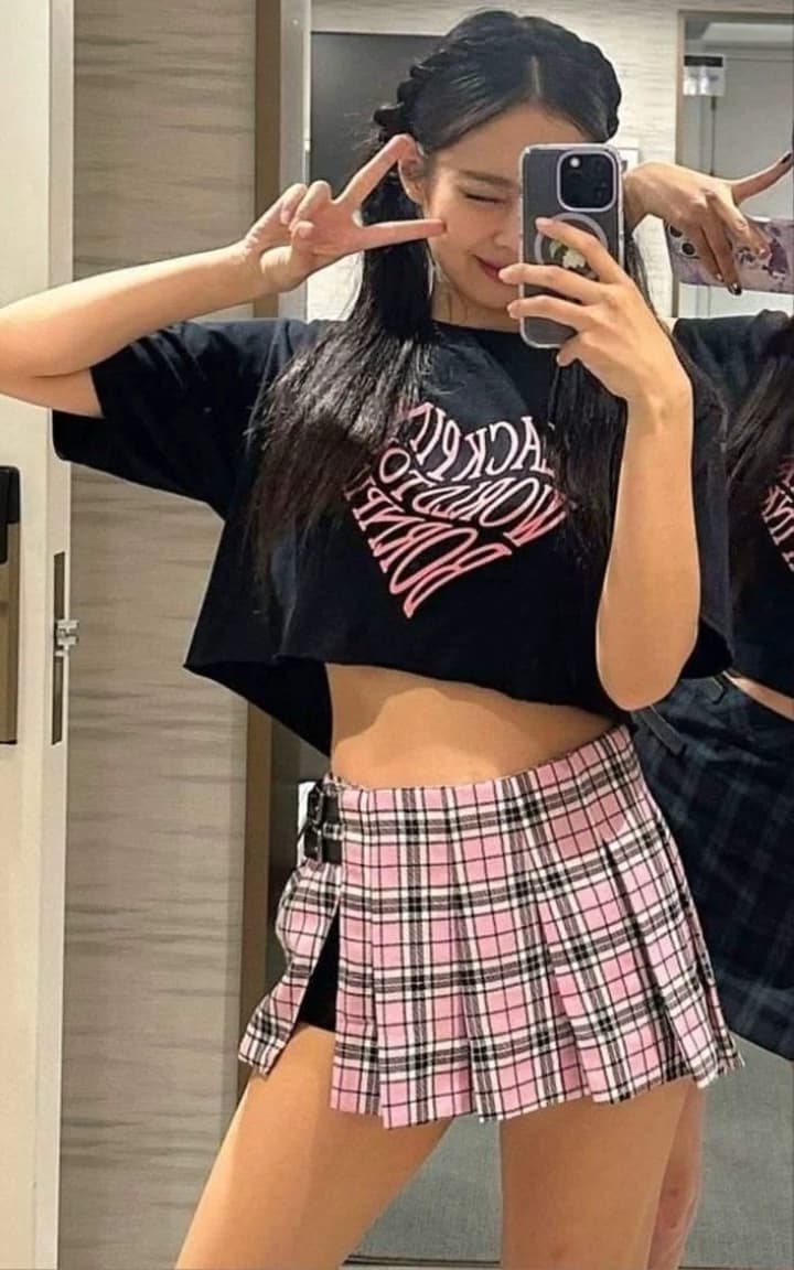 Jennie thumbnail