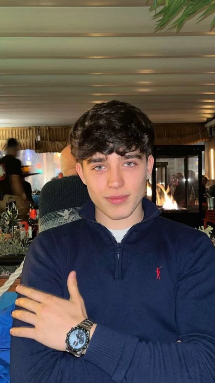 Alex thumbnail
