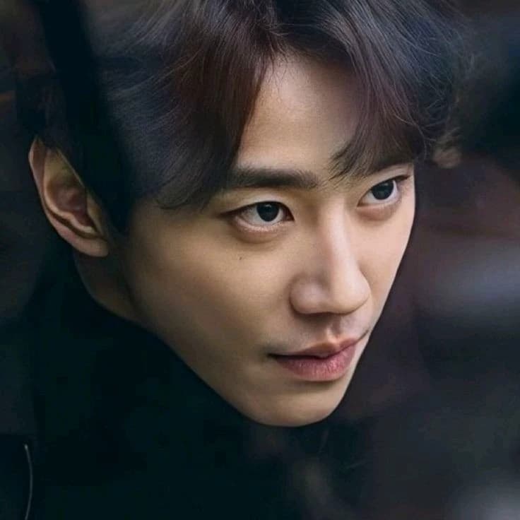 Lee Joon Young thumbnail