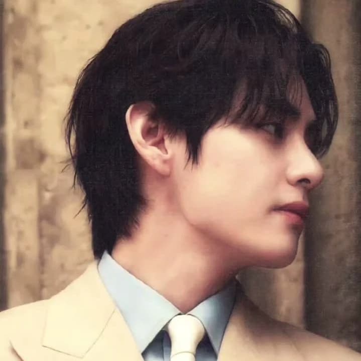 Kim Taehyung. thumbnail