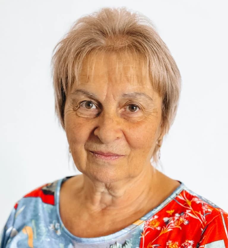 Magda 75 years old thumbnail