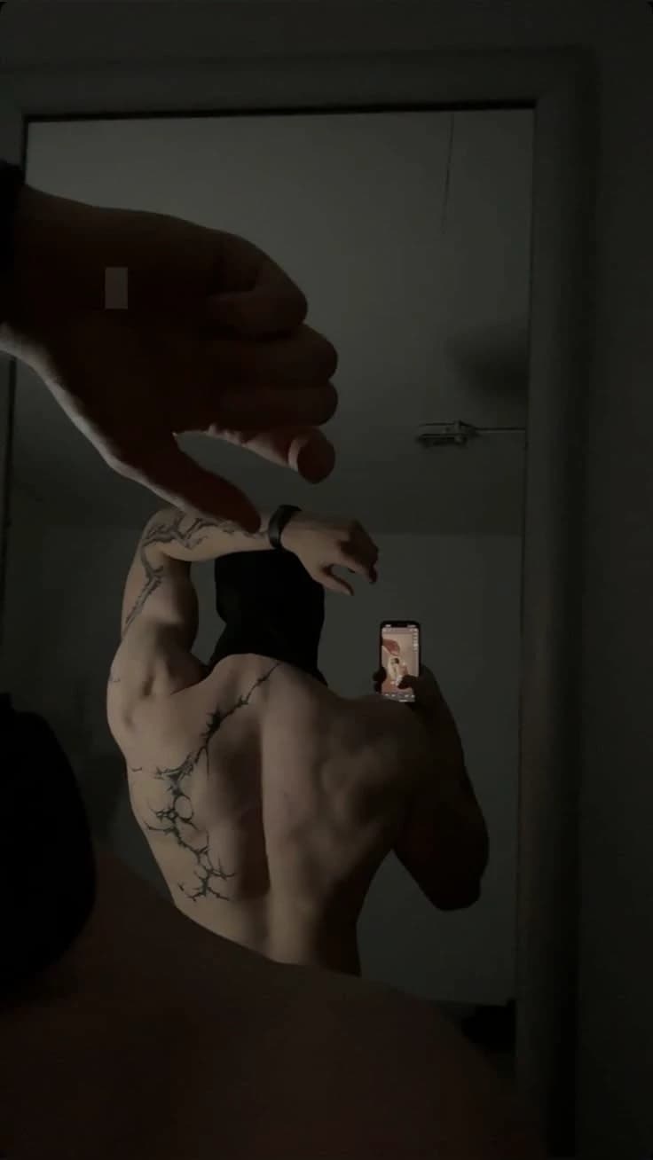 August. thumbnail