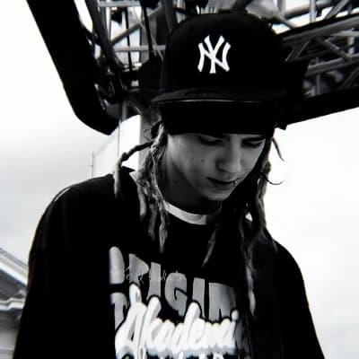 Tom Kaulitz thumbnail