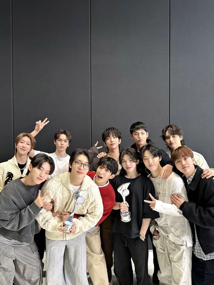 Seventeen thumbnail