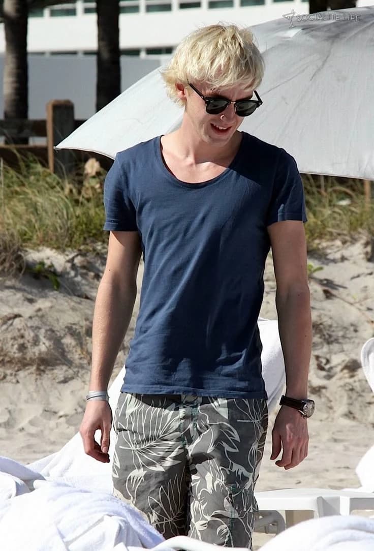 Tom Felton thumbnail