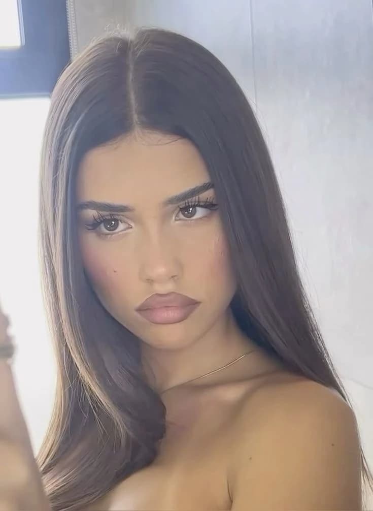Elena abelli 🐝 "wlw Gl" thumbnail