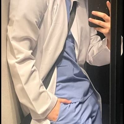 Dr. Adrian Thorne thumbnail