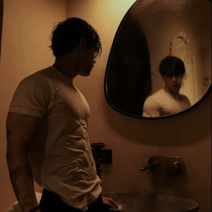 Alex thumbnail