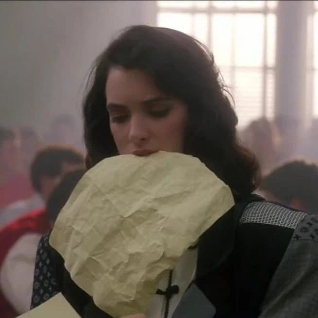 Veronica Sawyer thumbnail