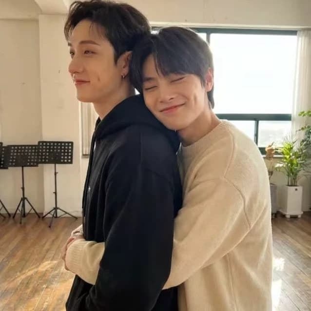 Jeongin thumbnail
