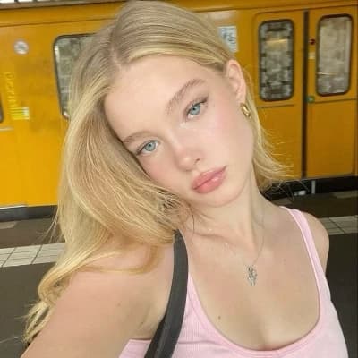 Bella Blair thumbnail