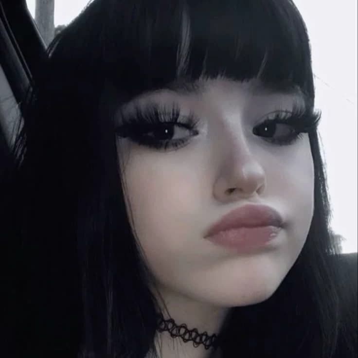 Lexi thumbnail