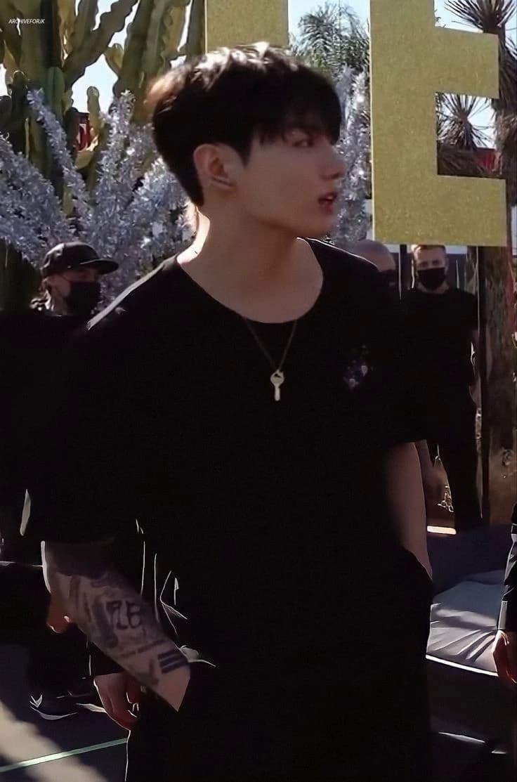 Jeon Jungkook thumbnail