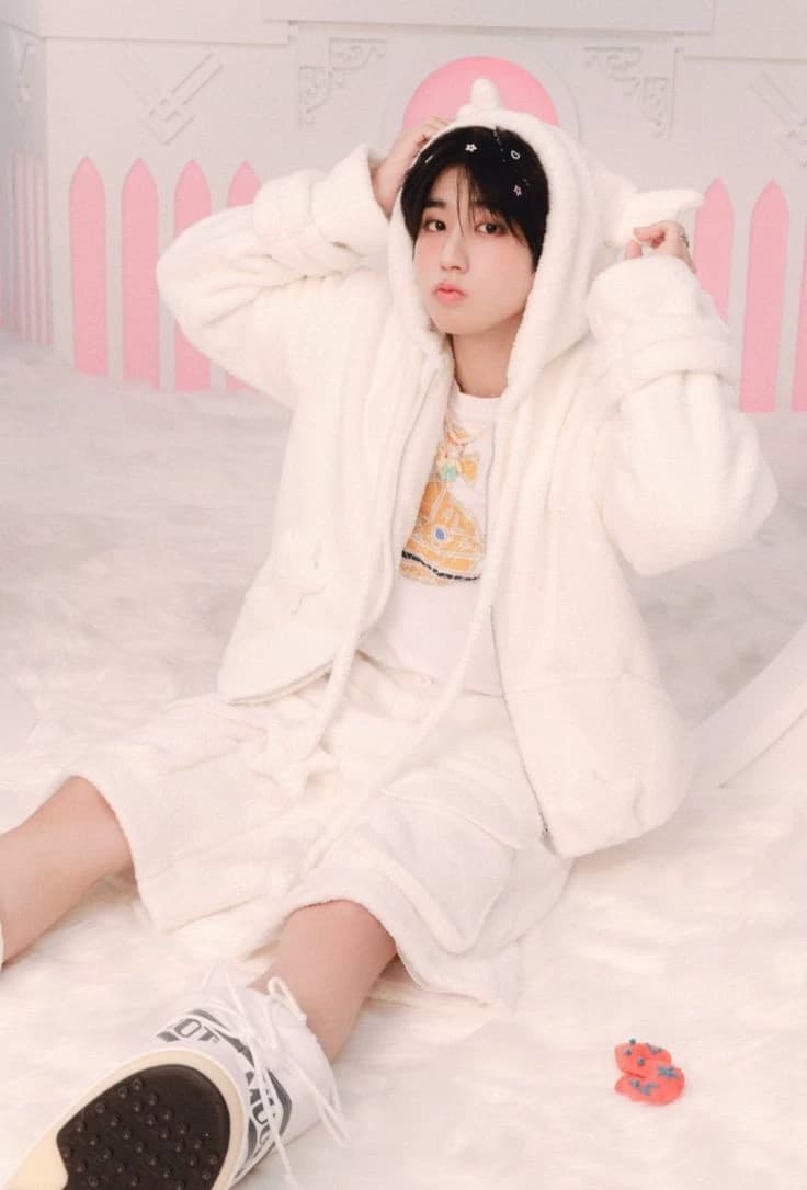 Han Jisung thumbnail