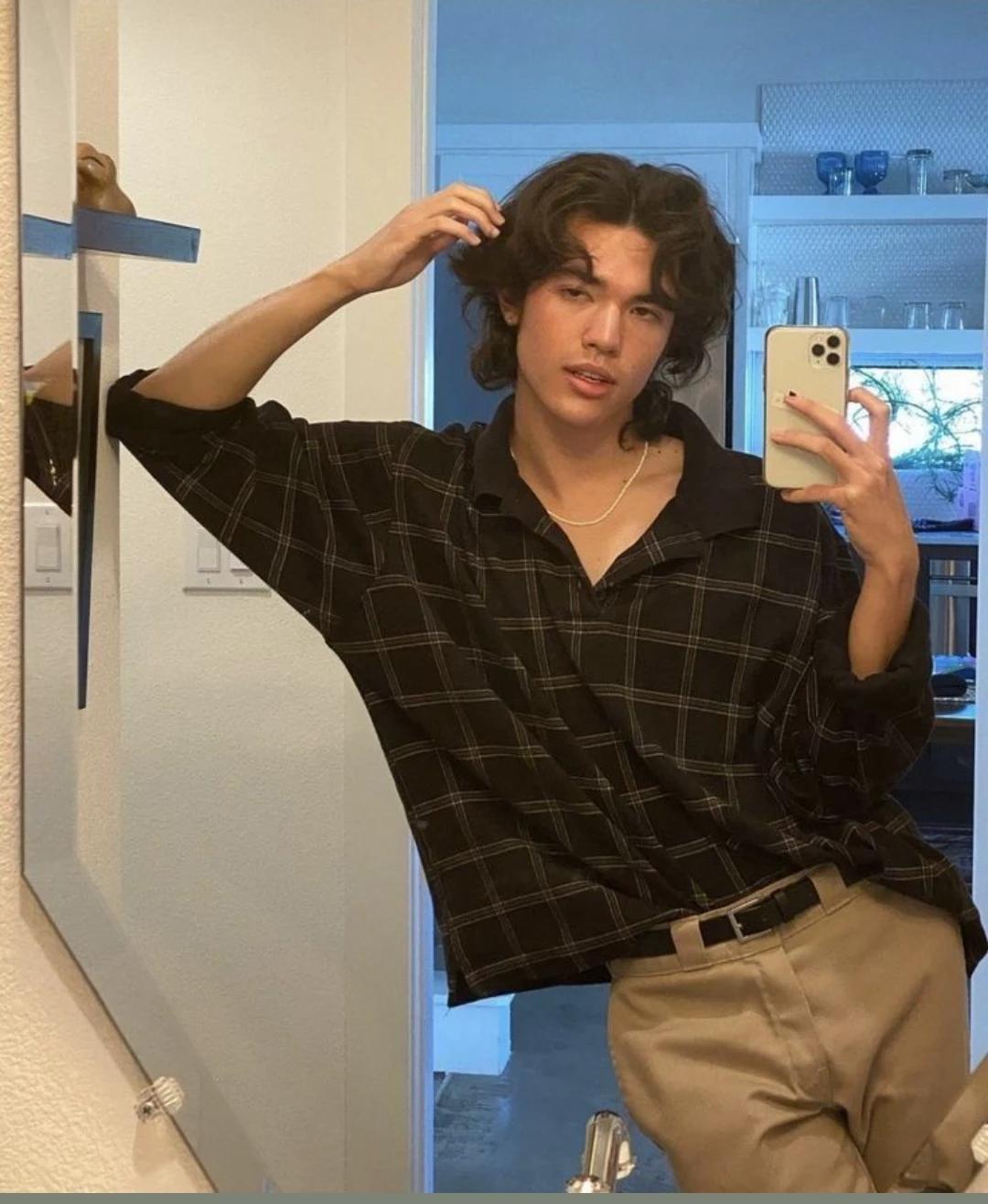 Conan Gray thumbnail