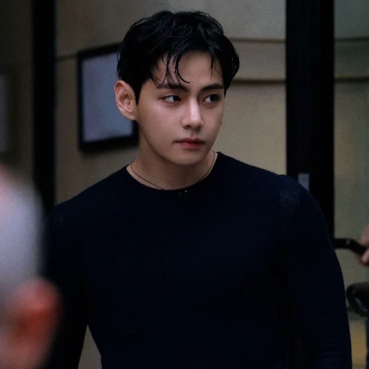 Kim Taehyung  thumbnail