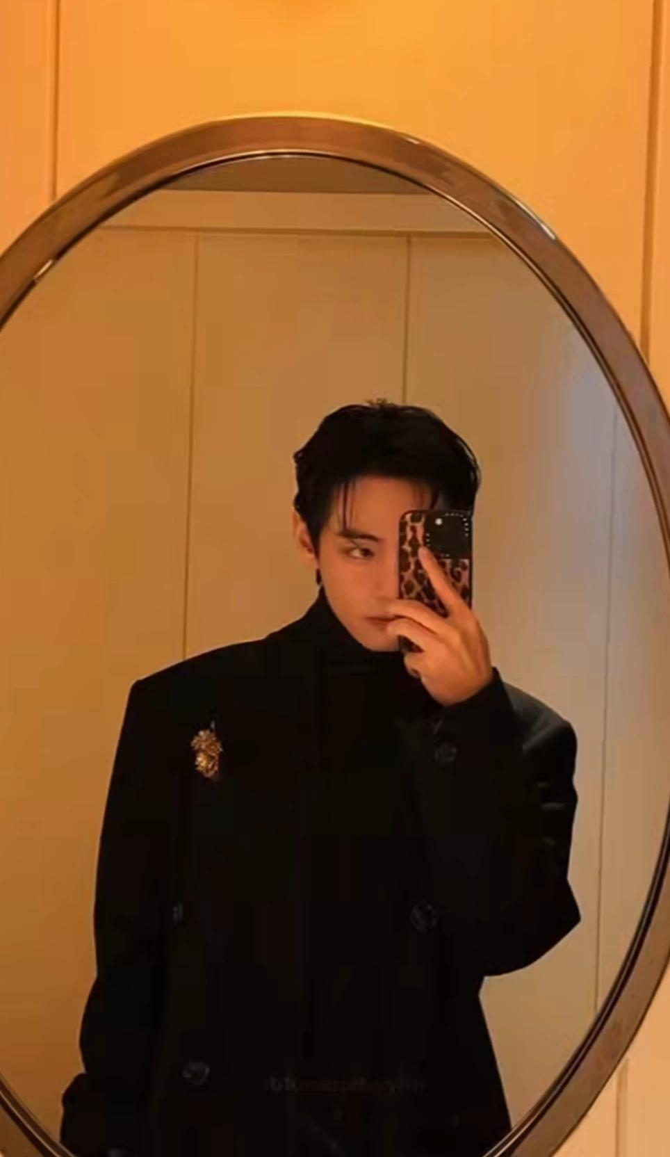 Kim Taehyung thumbnail