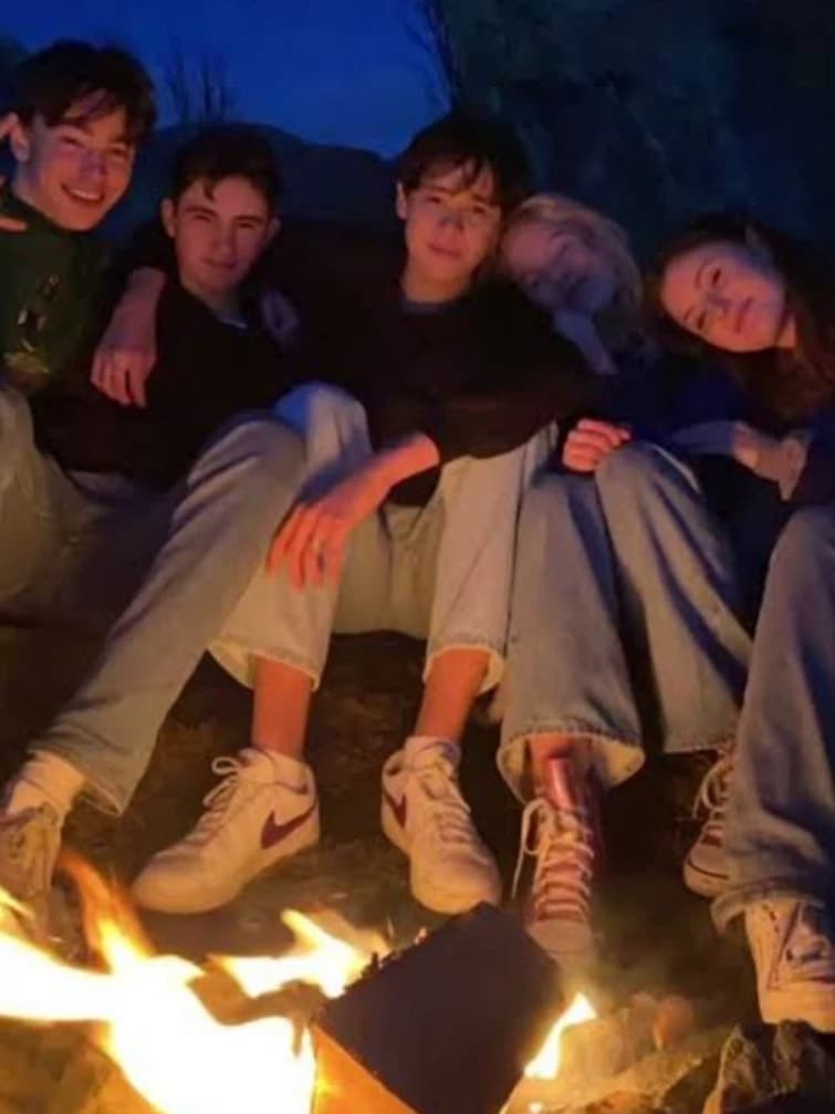 Friends thumbnail