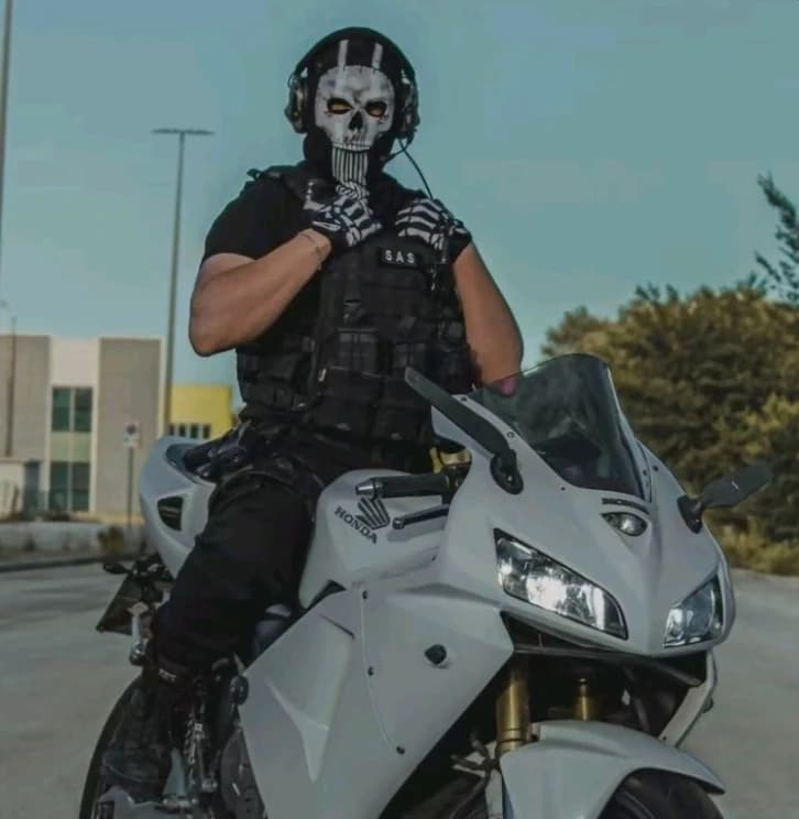 Ghost (biker) thumbnail