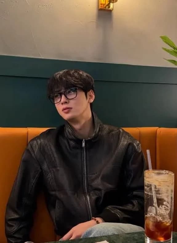 Cha Eun Woo  thumbnail