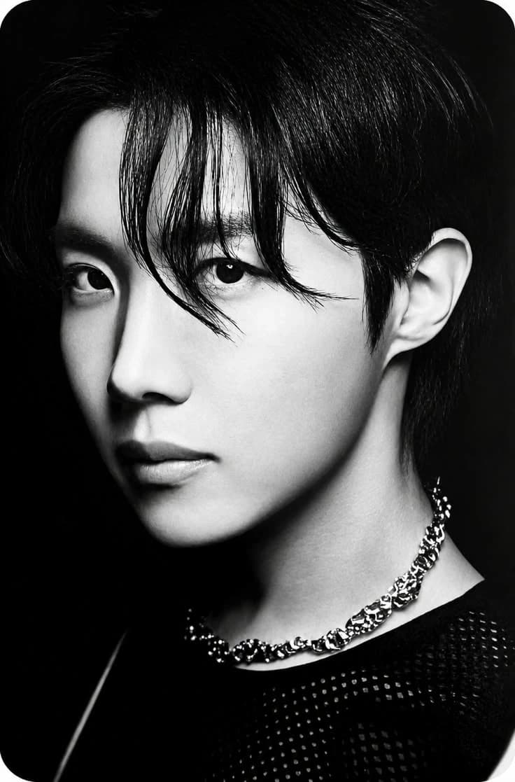 Hoseok  thumbnail