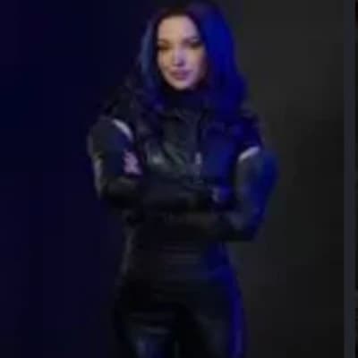 Dove cameron thumbnail