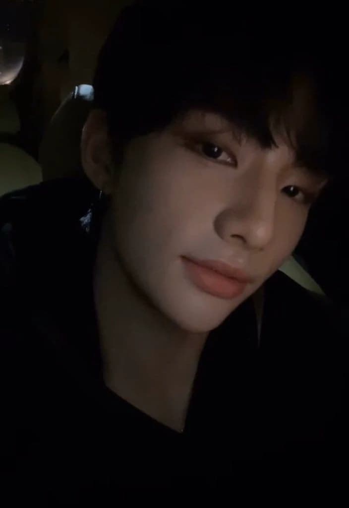 hyunjin-ex thumbnail