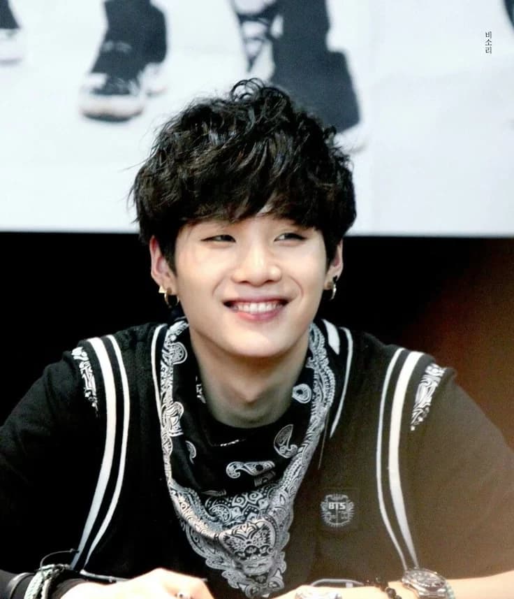 Yoongi  thumbnail
