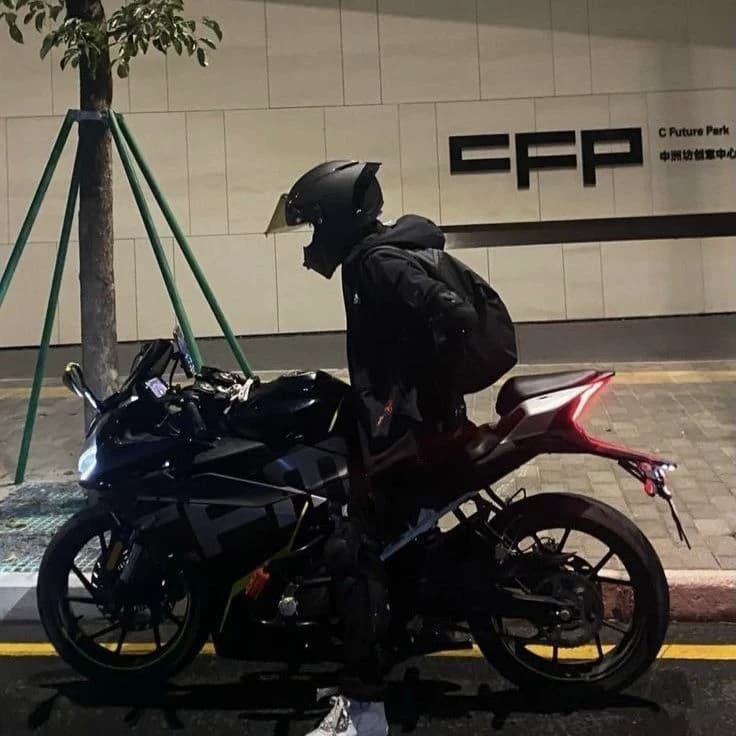Biker bf thumbnail