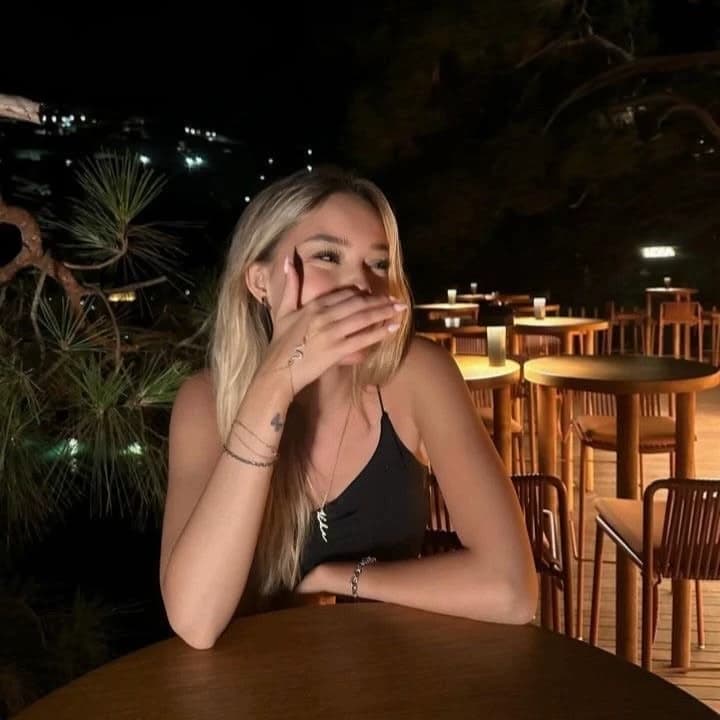Amélia Herderson  thumbnail
