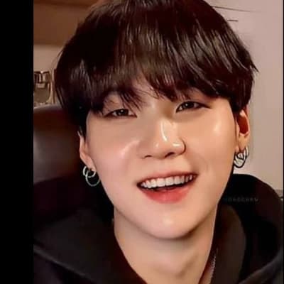 Kim Yoongi  thumbnail