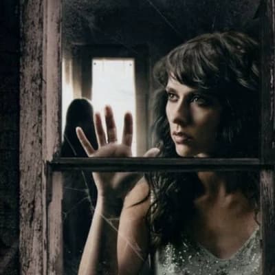 Melinda Gordon thumbnail