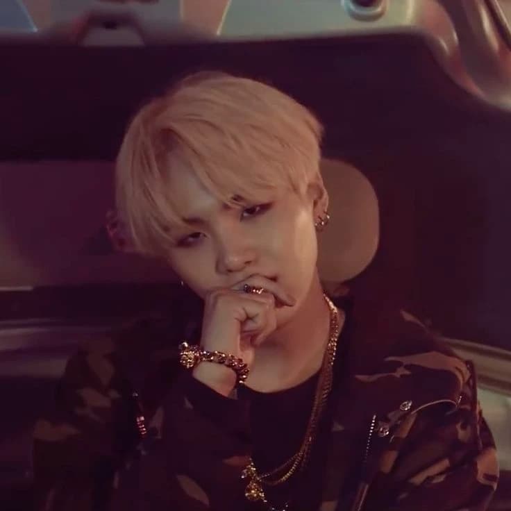 Min Yoongi thumbnail