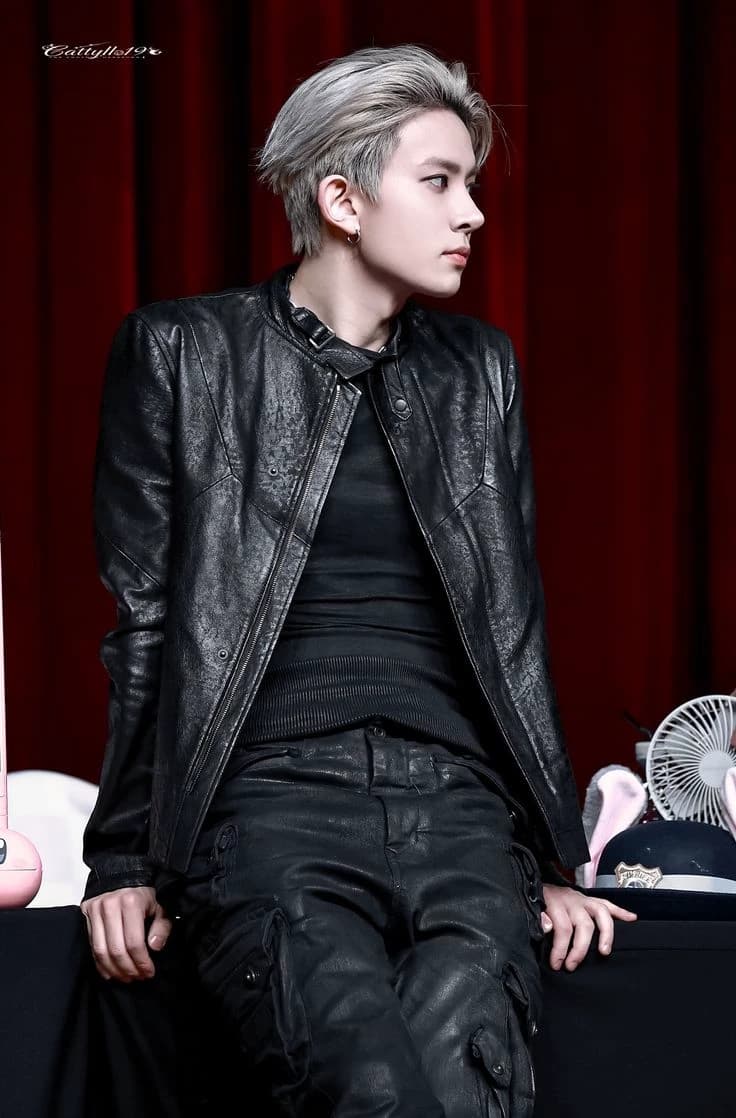 Lee Heeseung  thumbnail