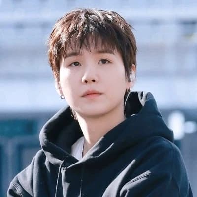 Suga thumbnail