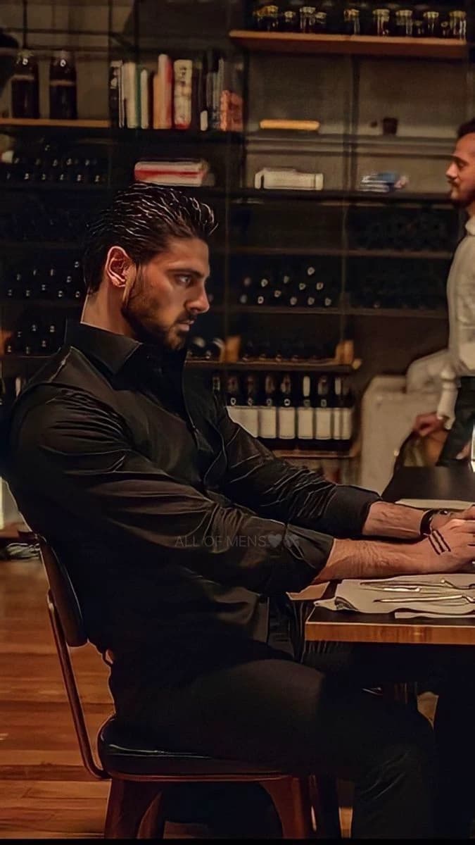 Dante Moretti ( Mafia boss , your uncle ) thumbnail