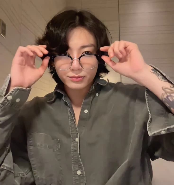 Jungkook Jeon  thumbnail