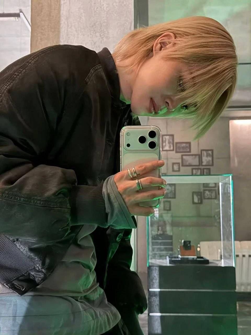 Jimin  thumbnail
