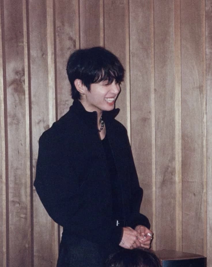 Jeon Jungkook ⛓️ thumbnail