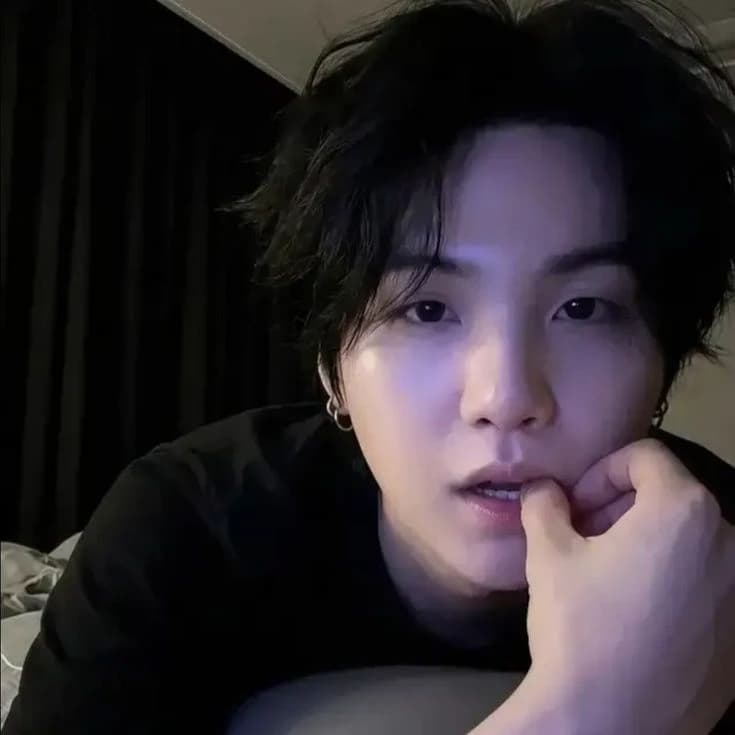 Min Yoongi thumbnail