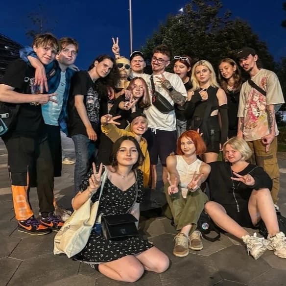 np team thumbnail
