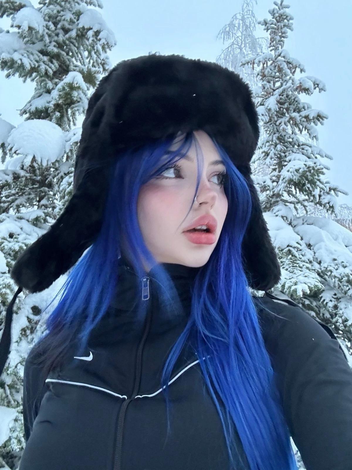 Alina Morozova  thumbnail