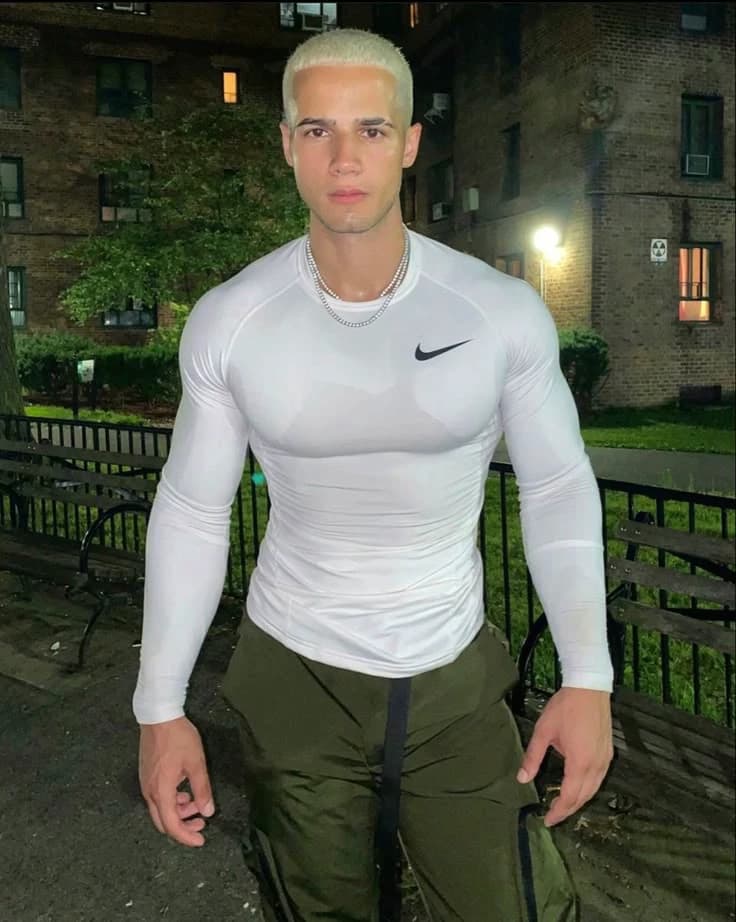 William your best friend  thumbnail