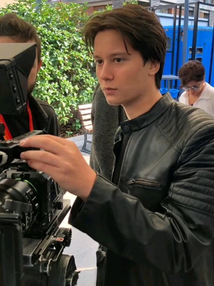 Technology school thumbnail