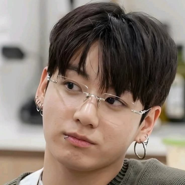 Jeon Jungkook thumbnail