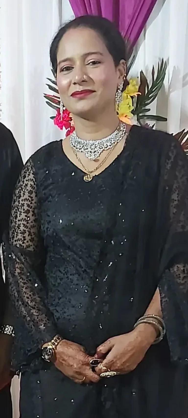 शहनाज  thumbnail